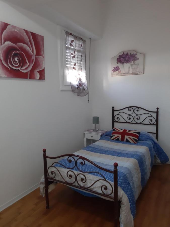 ונאריה ריאלה La Maison Di Lella מראה חיצוני תמונה