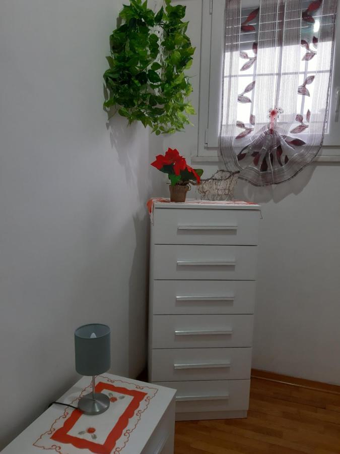 ונאריה ריאלה La Maison Di Lella מראה חיצוני תמונה
